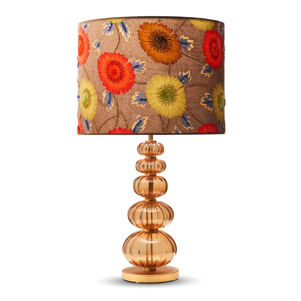 Bordlampe Murano High - Amber med blomstret skærm og perlebroderi - LIVINGOODIES