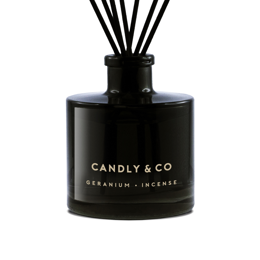 Duftpinde med geranium og røgelse - CANDLY & CO